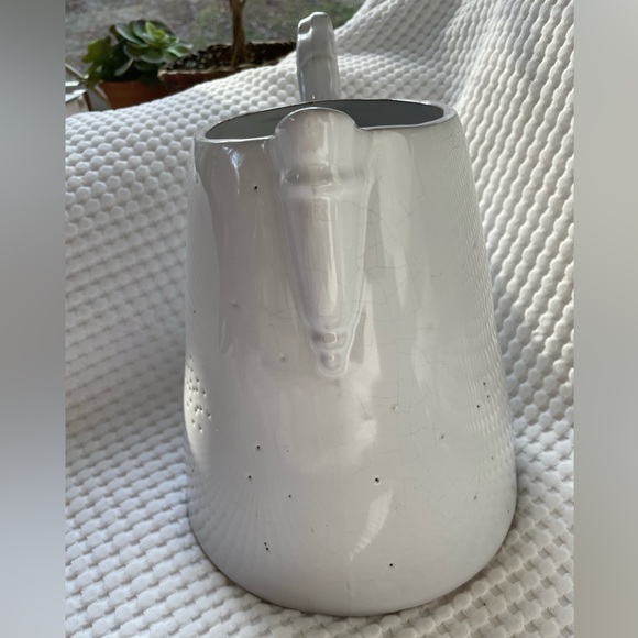 Large English Earthware Pitcher. - Picture 4 of 5